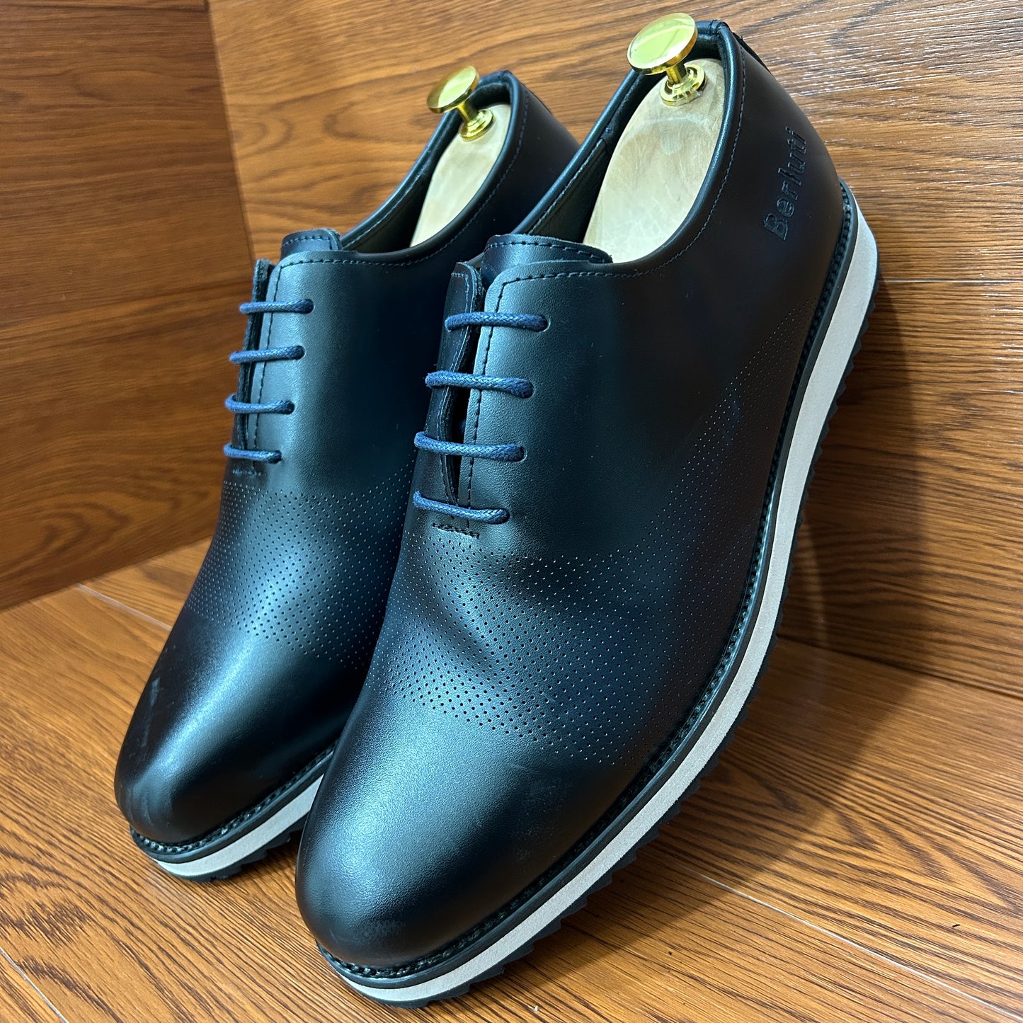 Soulier BERLUTI – Série B (Bleu Foncé)