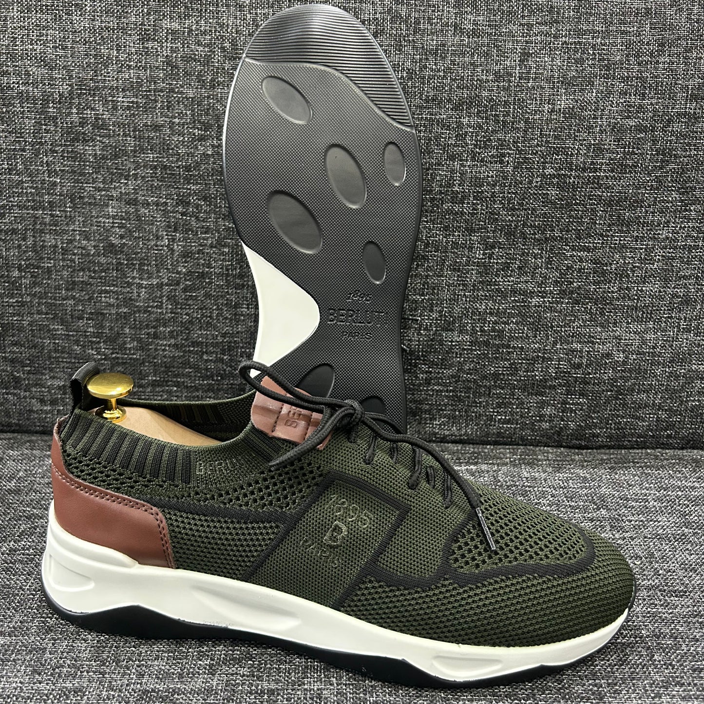 Sneakers Berluti – Série A (Vert Militaire)